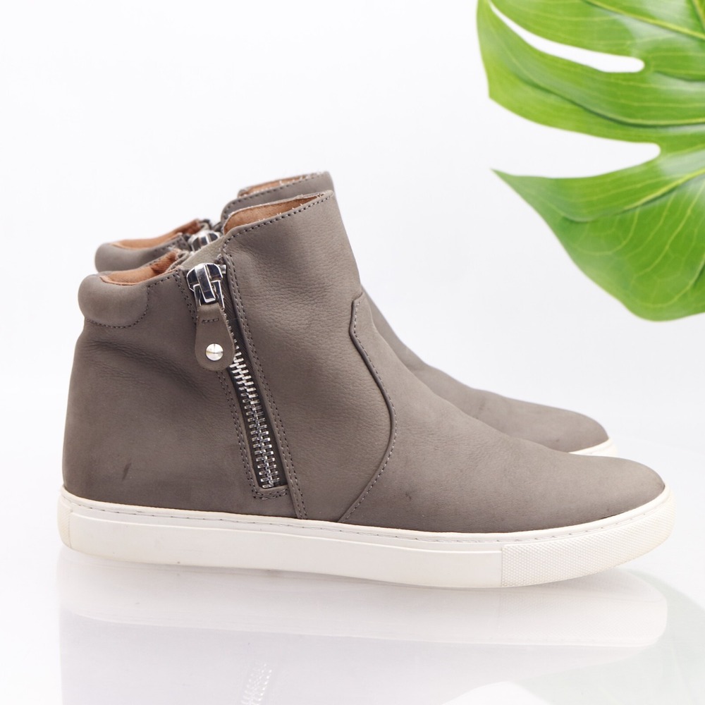 Kenneth Cole Gentle Souls Womens Claire Boots Size 8.5 Gray Zip Sneaker Booties